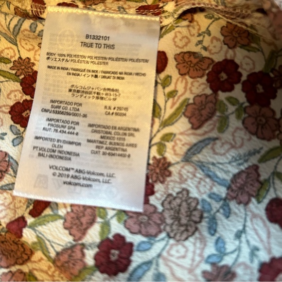 Volcom Flower Trip Dress. NWT. Size S - Picture 4 of 5